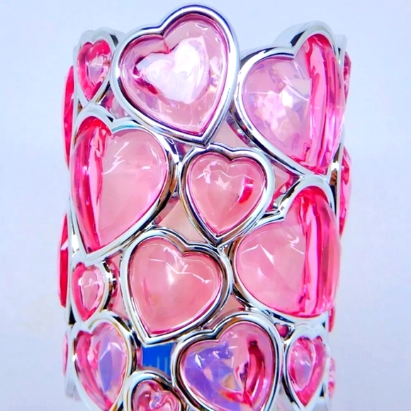 PINK HEARTS NIGHTLIGHT WALLFLOWERS PLUG BY BATH AND BODY WORKS - Picture 4 of 4